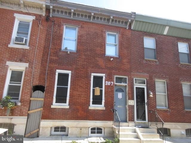 207 Watkins St