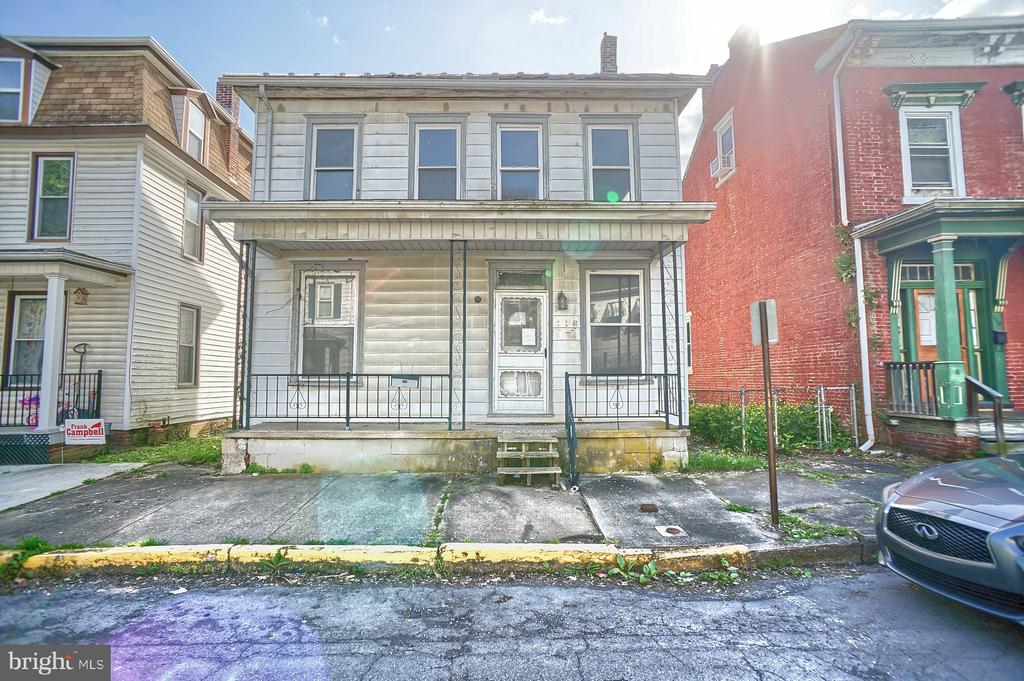 118 S 2nd St