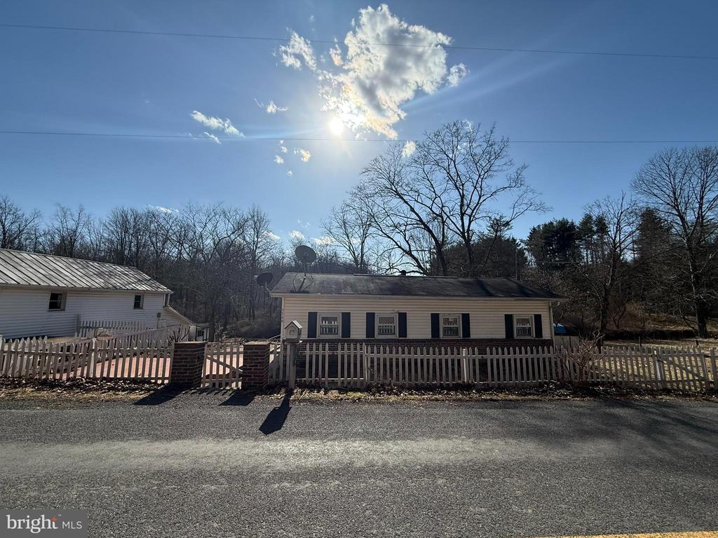 5349 Saint Samuels Rd