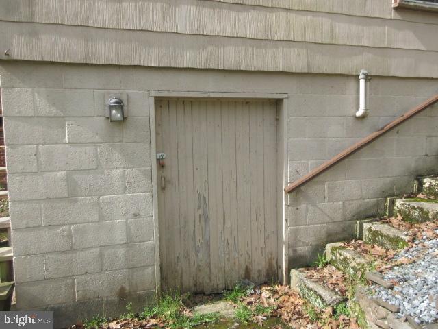 104 Dellville Dam Rd