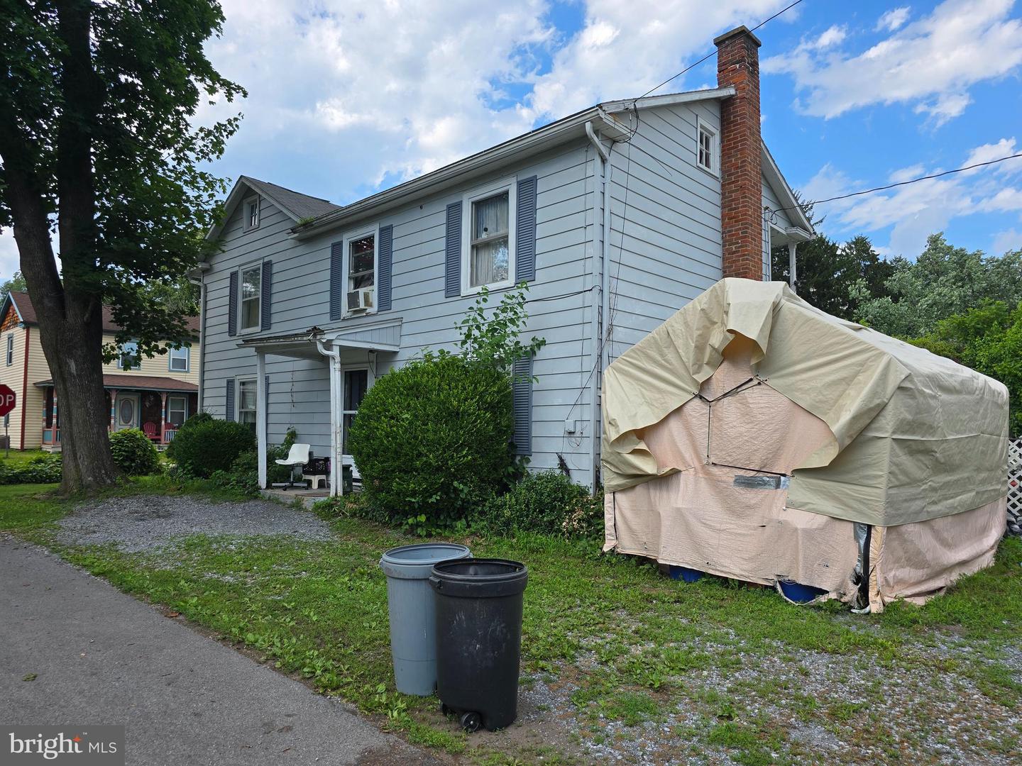 16 Mill St