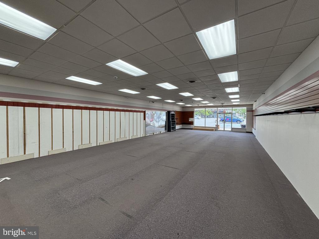 2 RIVERSIDE PLAZA