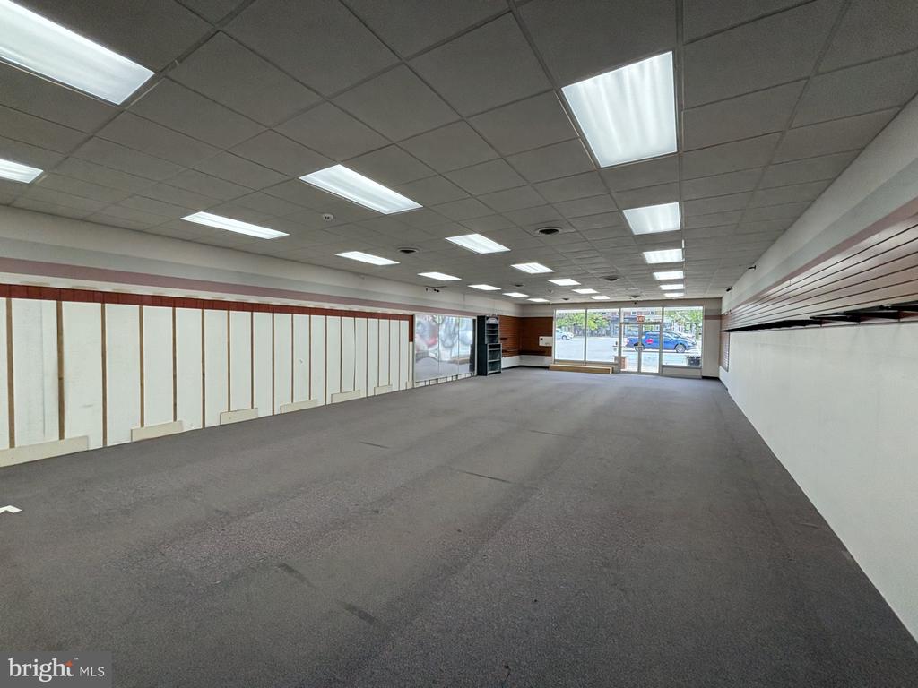 2 RIVERSIDE PLAZA