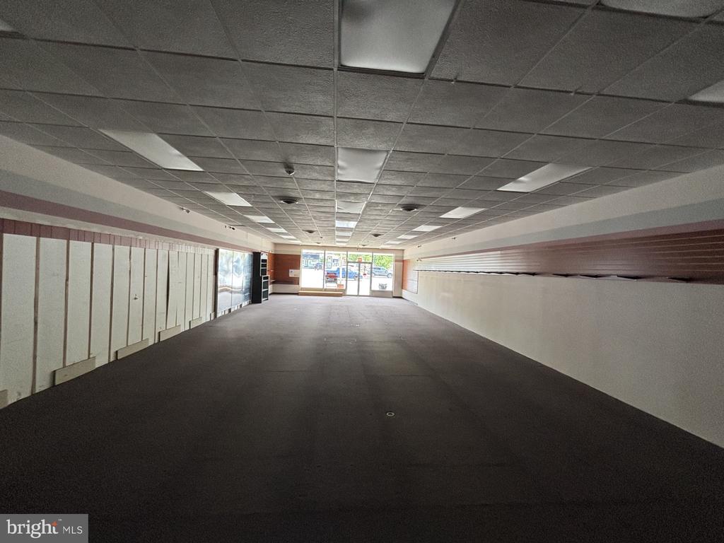 2 RIVERSIDE PLAZA