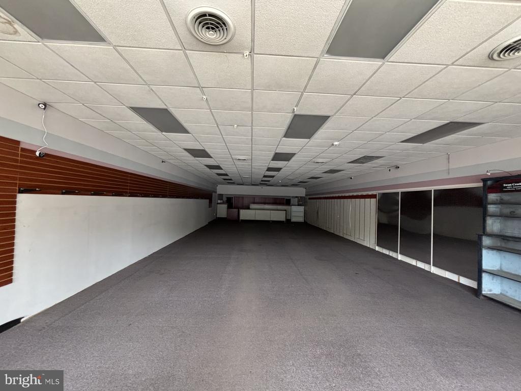2 RIVERSIDE PLAZA