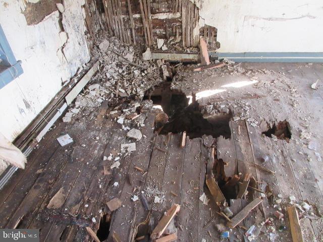 351 W Cabin Hollow Rd