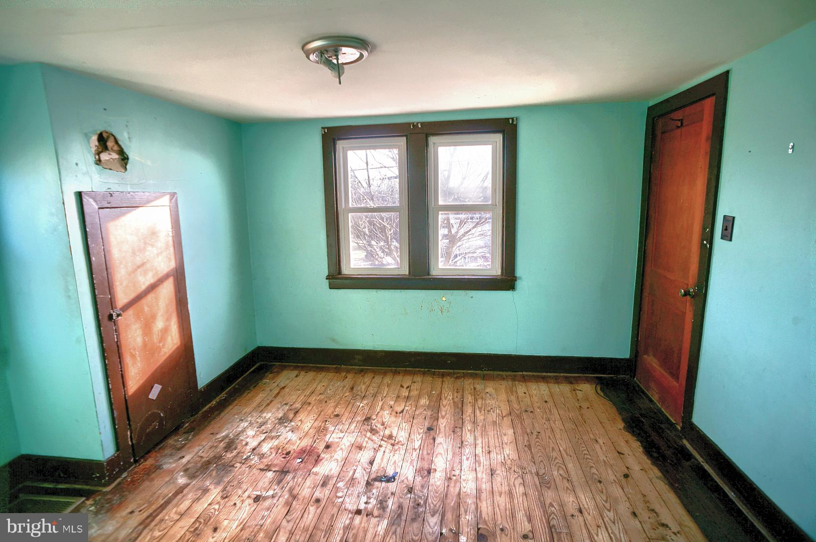 253 Old Cabin Hollow Rd