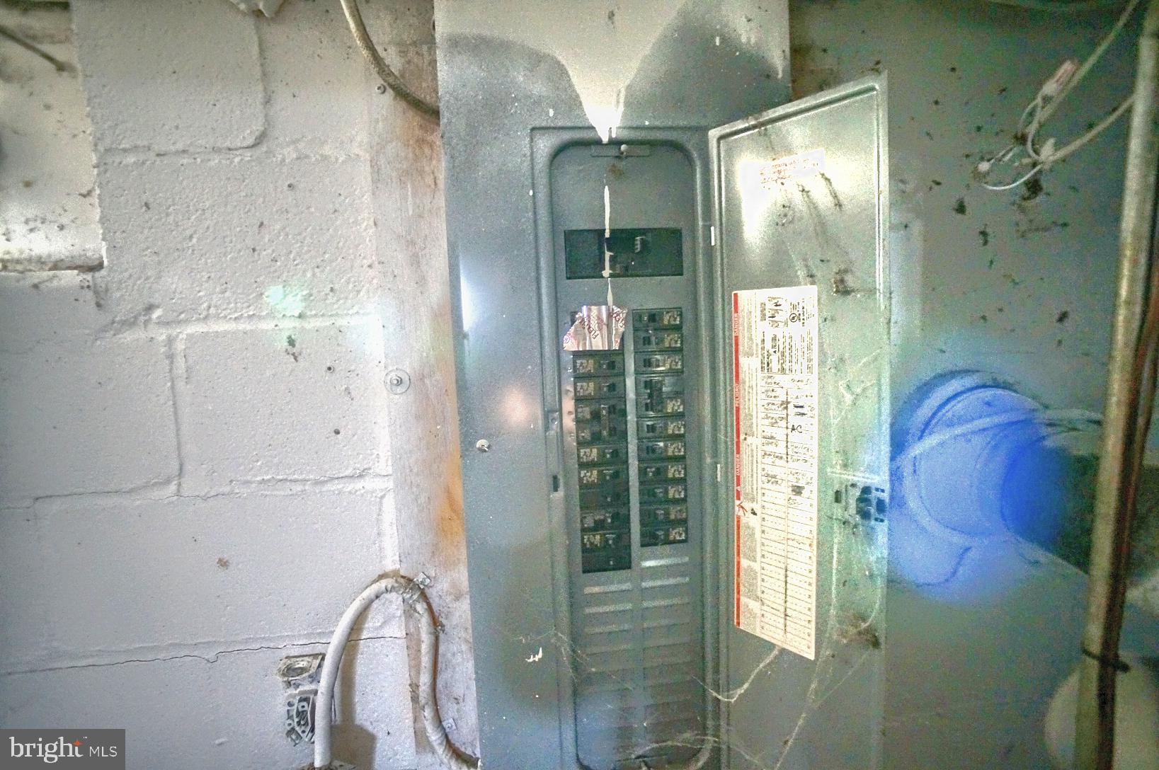 253 Old Cabin Hollow Rd