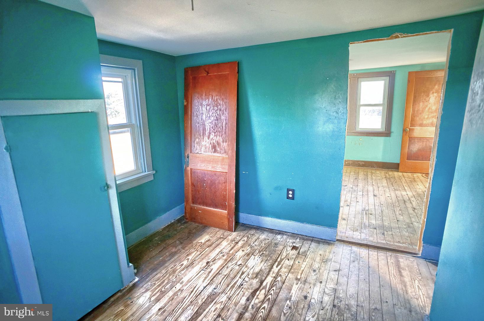 253 Old Cabin Hollow Rd