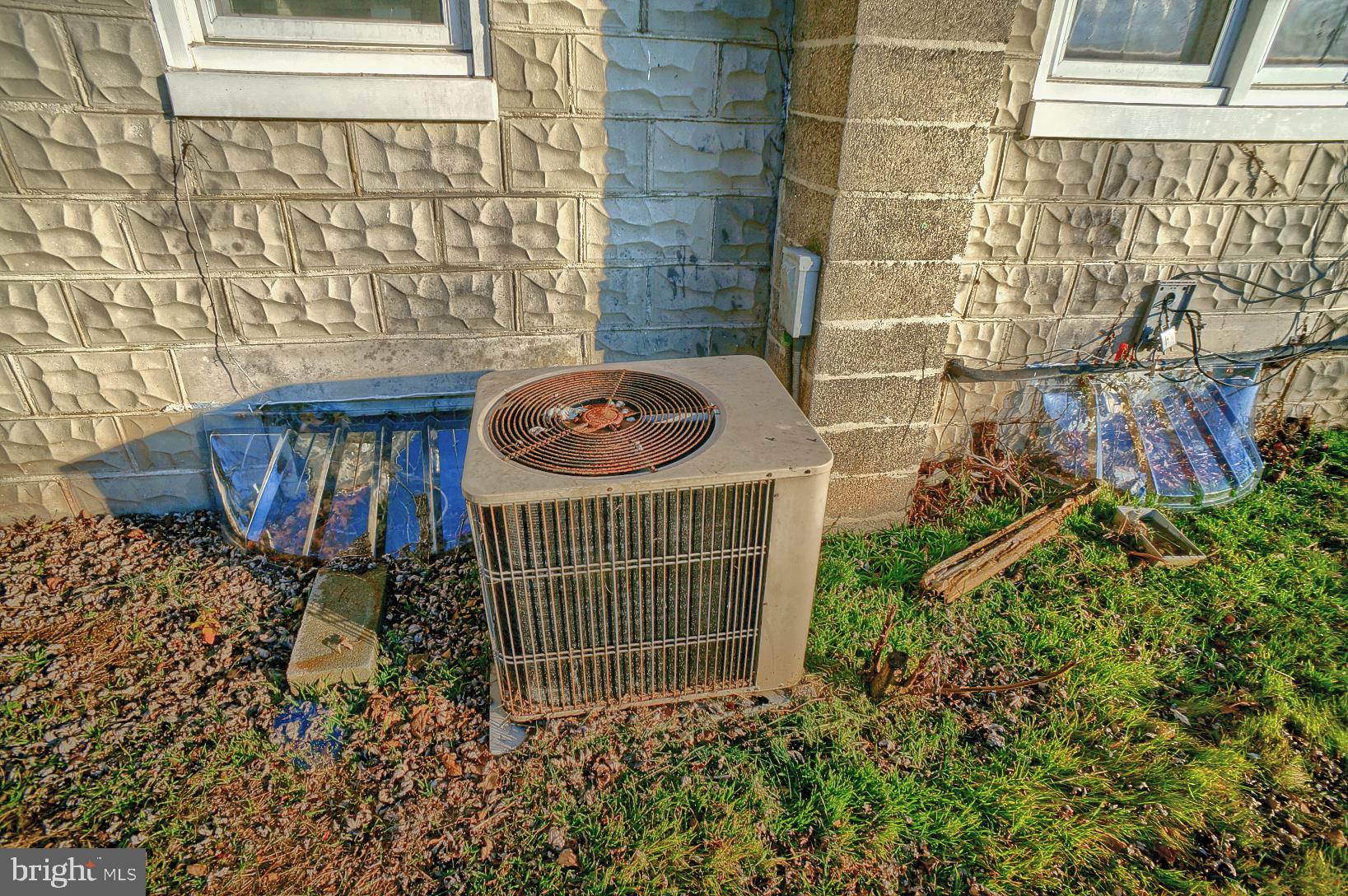 253 Old Cabin Hollow Rd