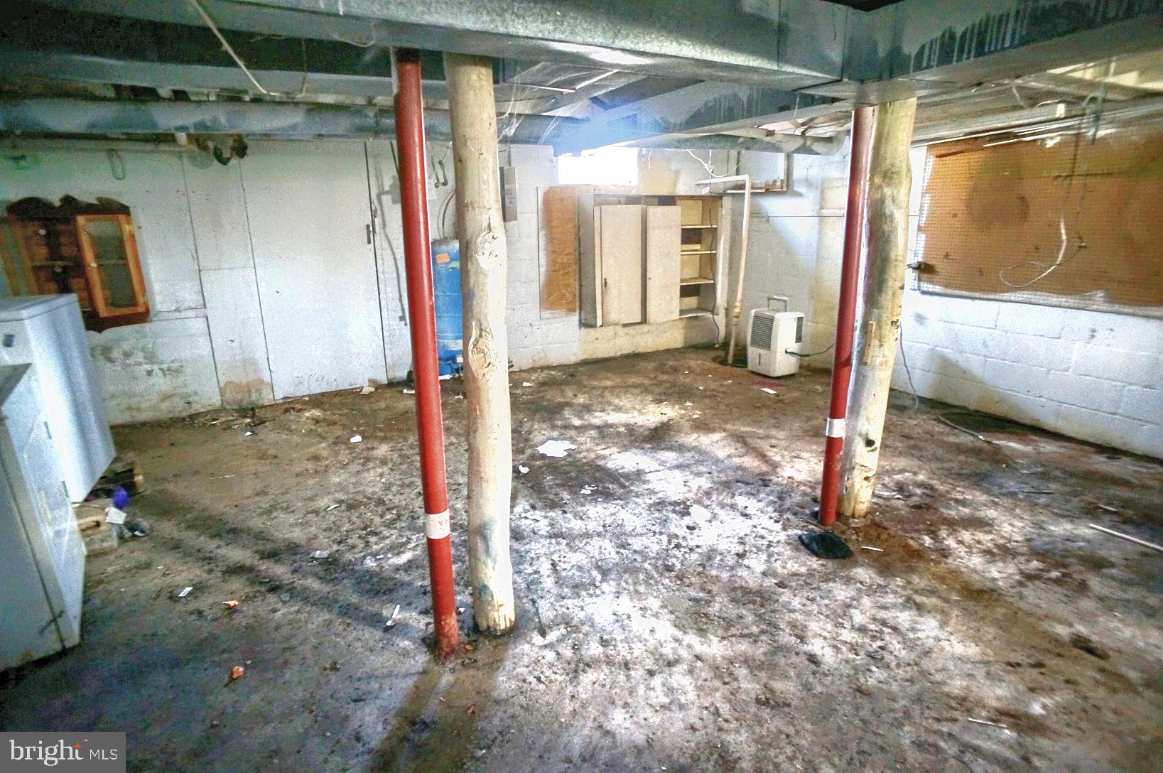 253 Old Cabin Hollow Rd