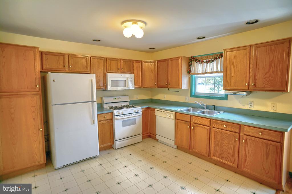 63 Clemens Dr