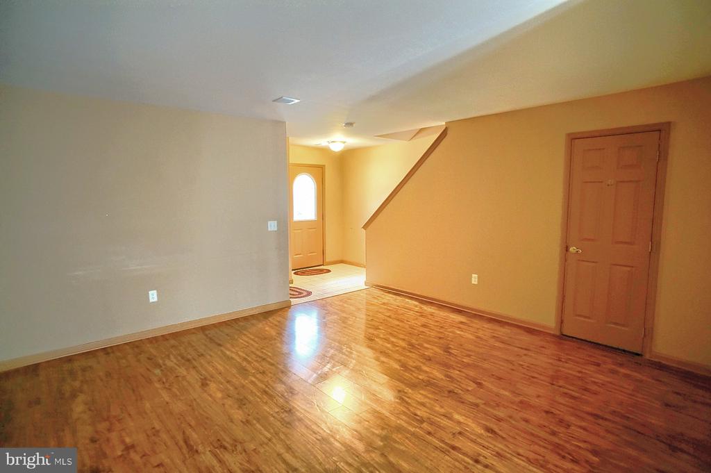 63 Clemens Dr