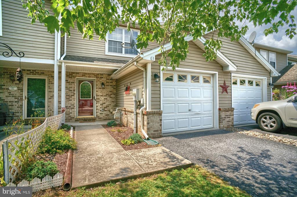 63 Clemens Dr