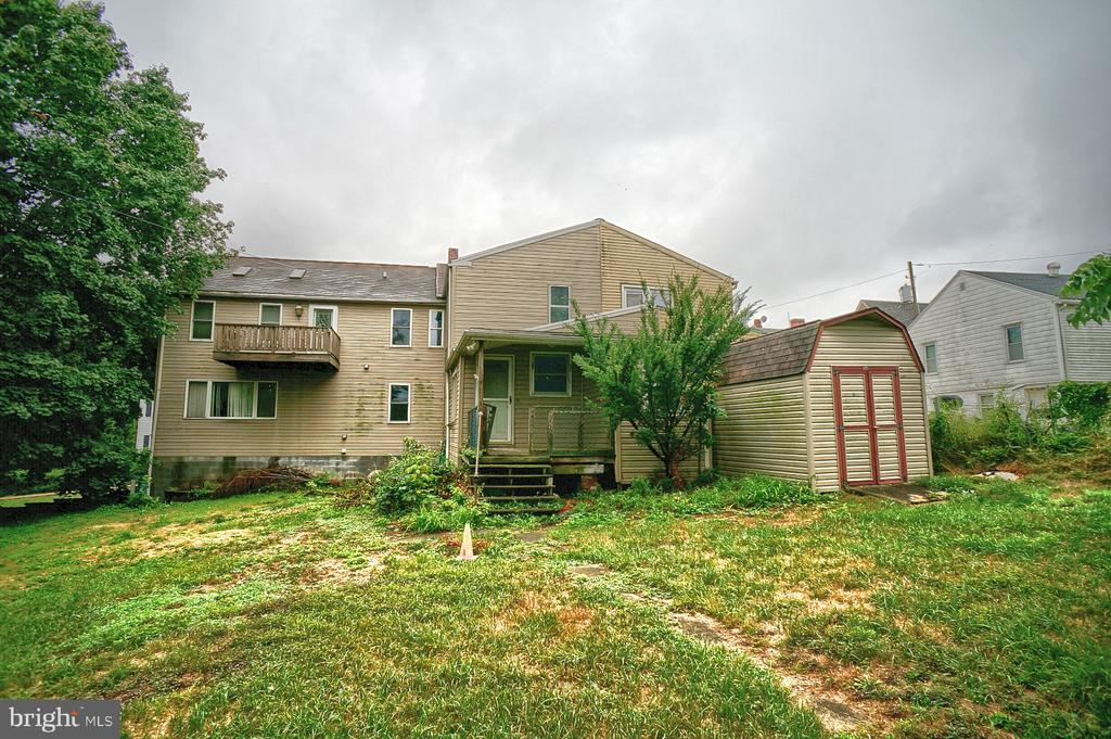 118 Chestnut St
