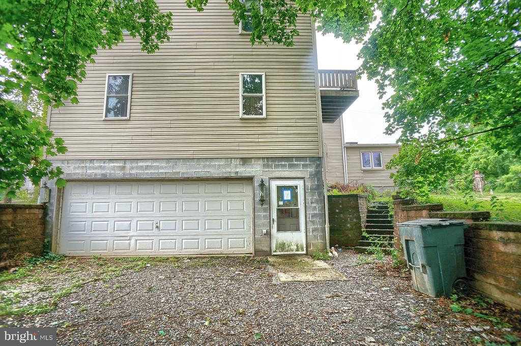 118 Chestnut St