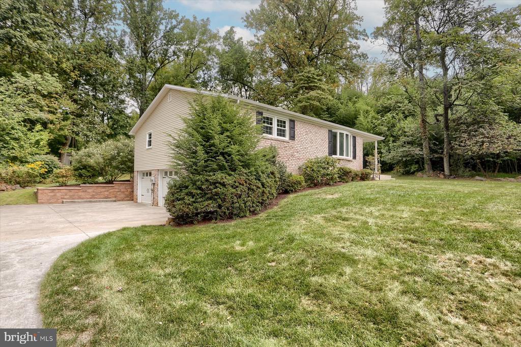 154 Blair Mountain Rd