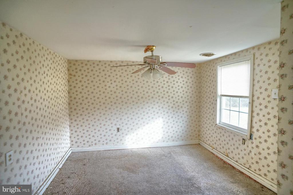 1767 Hilton Ave