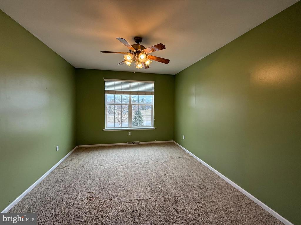 3415 Raintree Rd