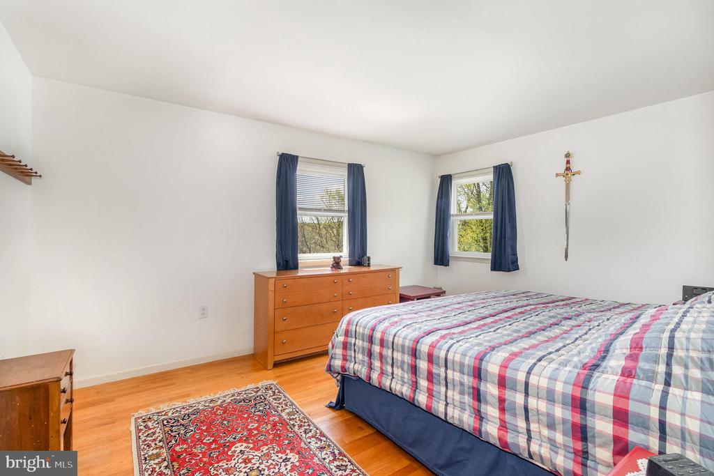 80 Wedgewood Cir