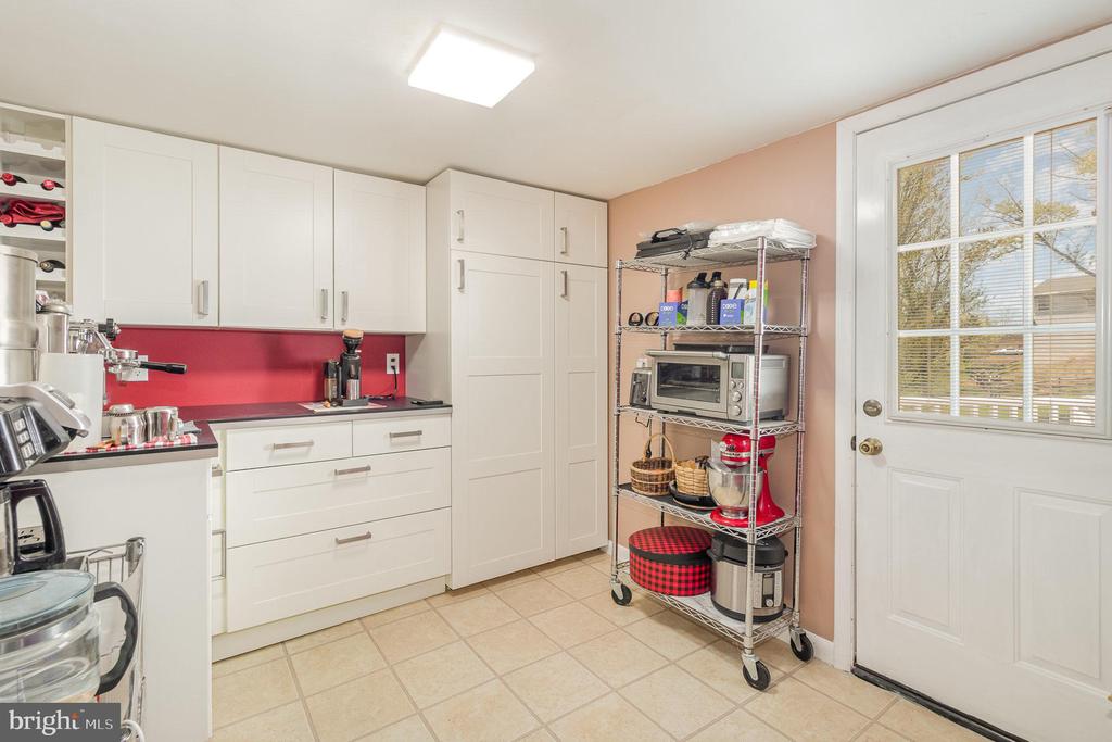 80 Wedgewood Cir
