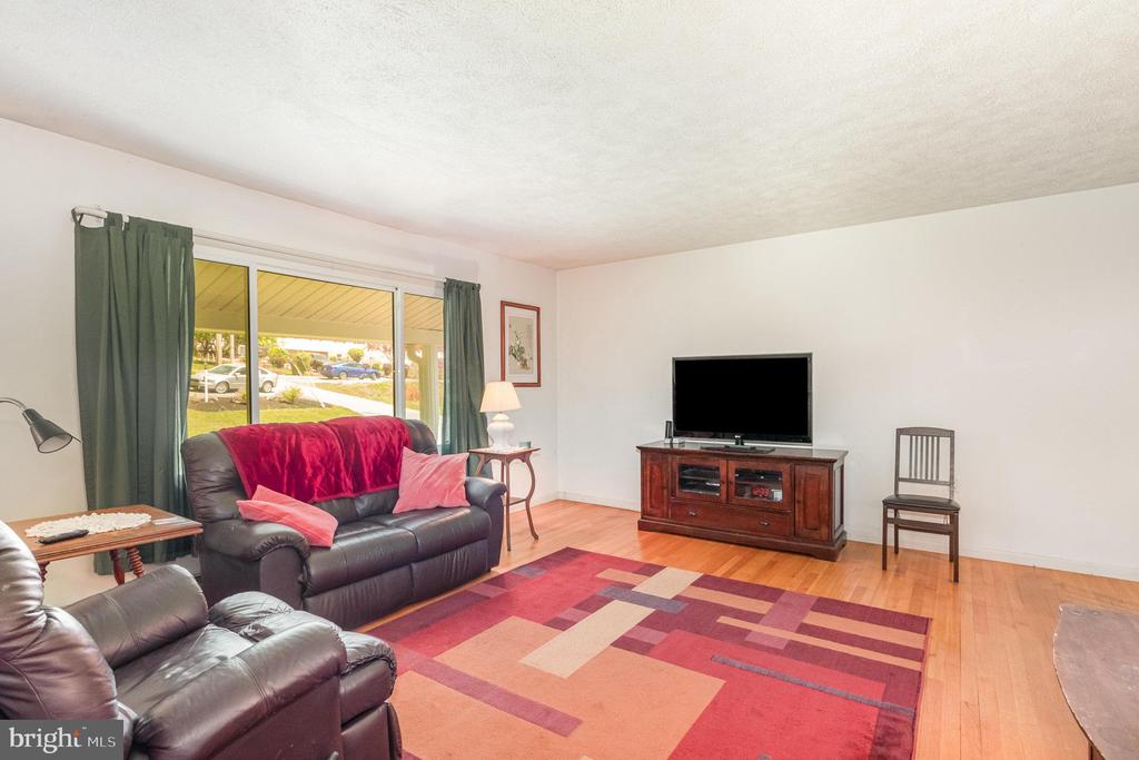 80 Wedgewood Cir