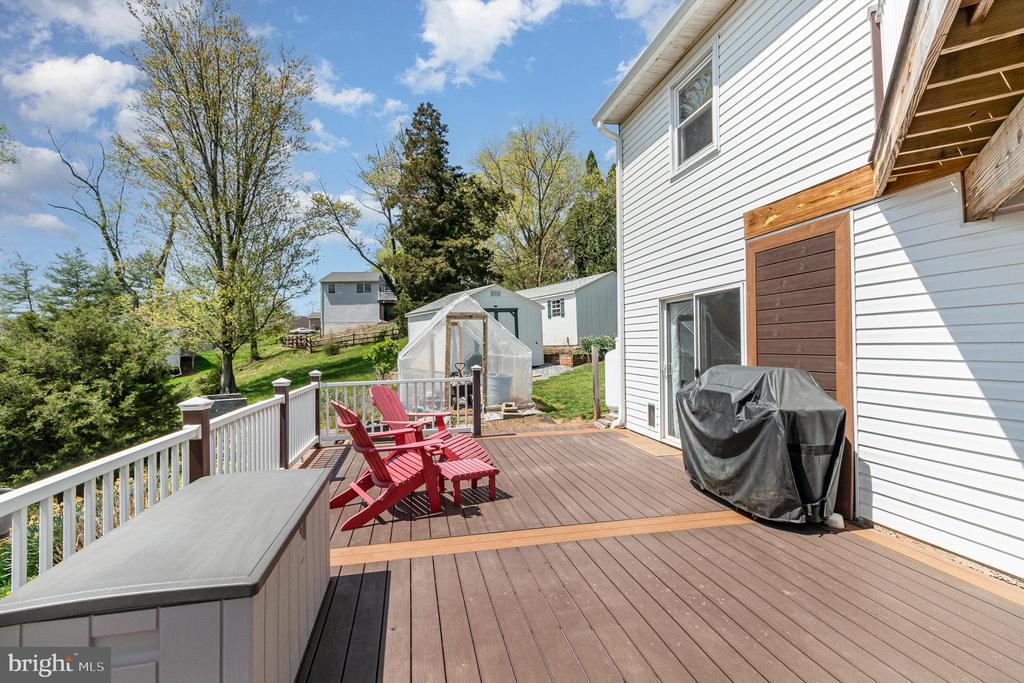 80 Wedgewood Cir