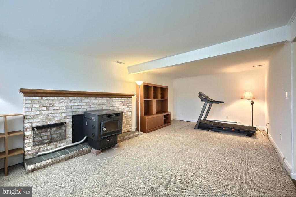 100 BUNKER HILL ROAD