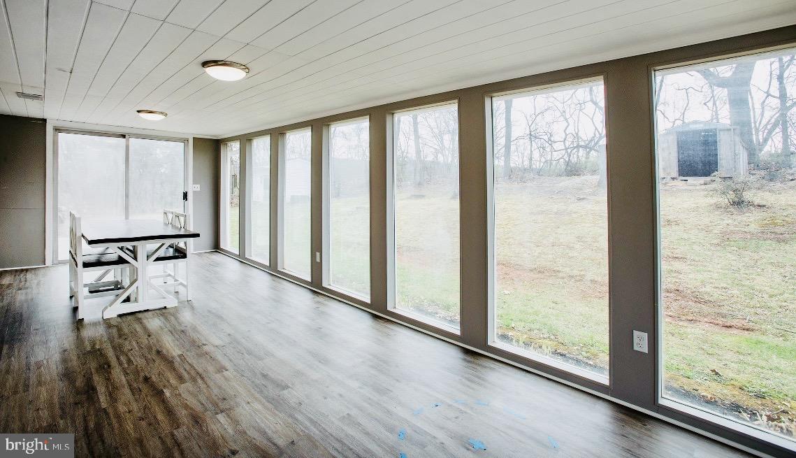 6331 OLD CARLISLE ROAD