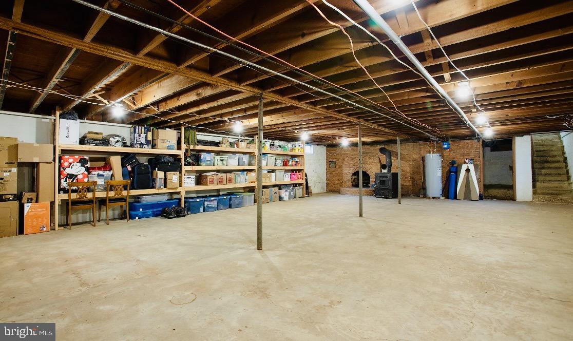 6331 OLD CARLISLE ROAD