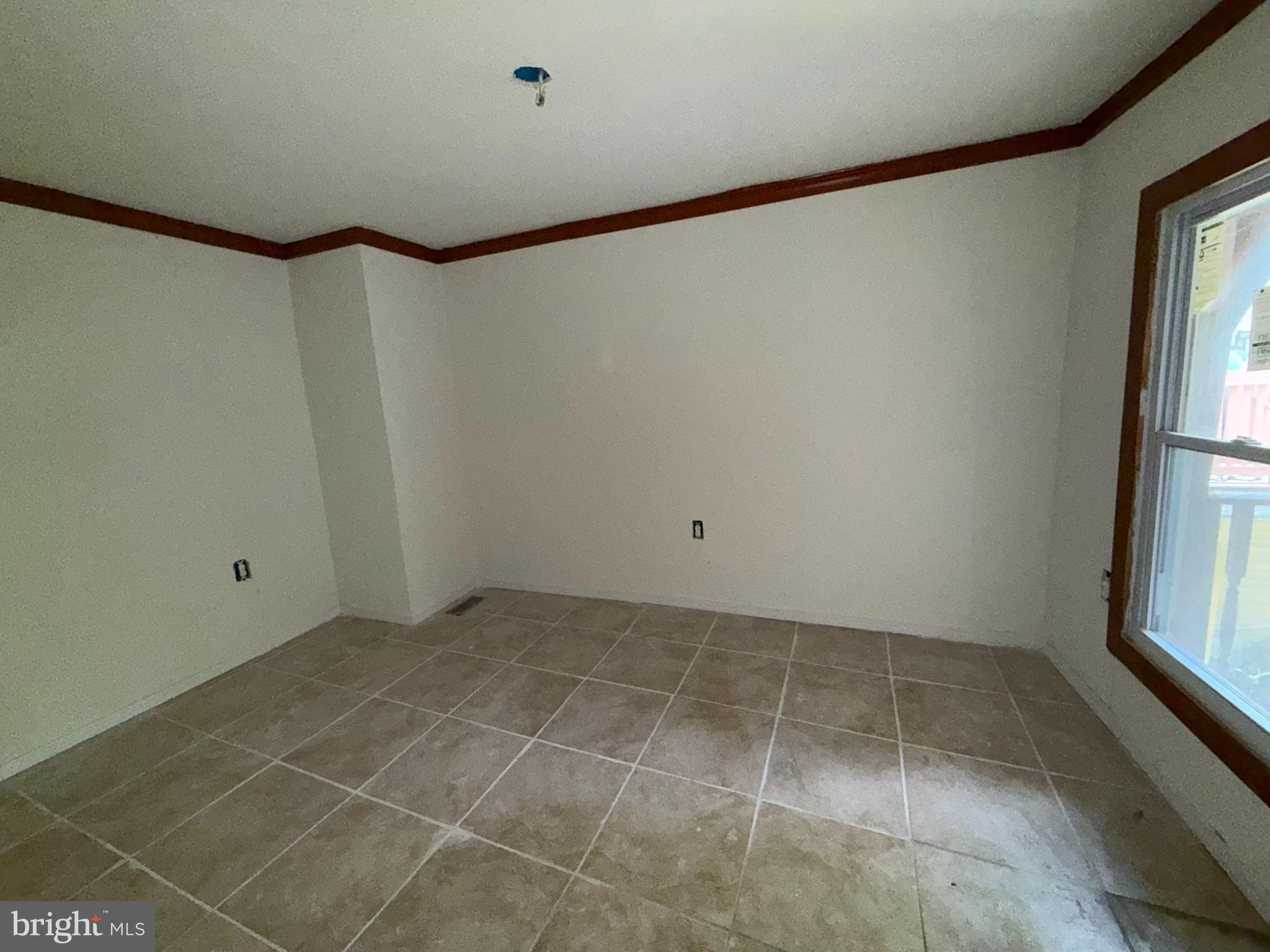 255 E WALNUT STREET