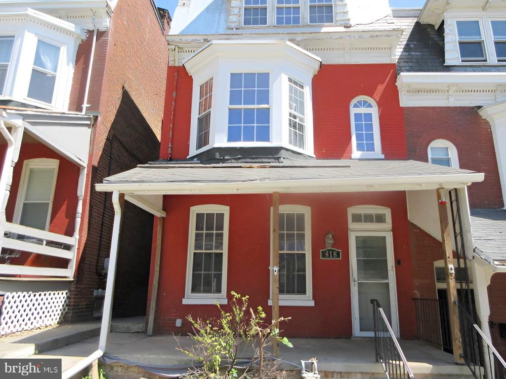 418 PARK STREET