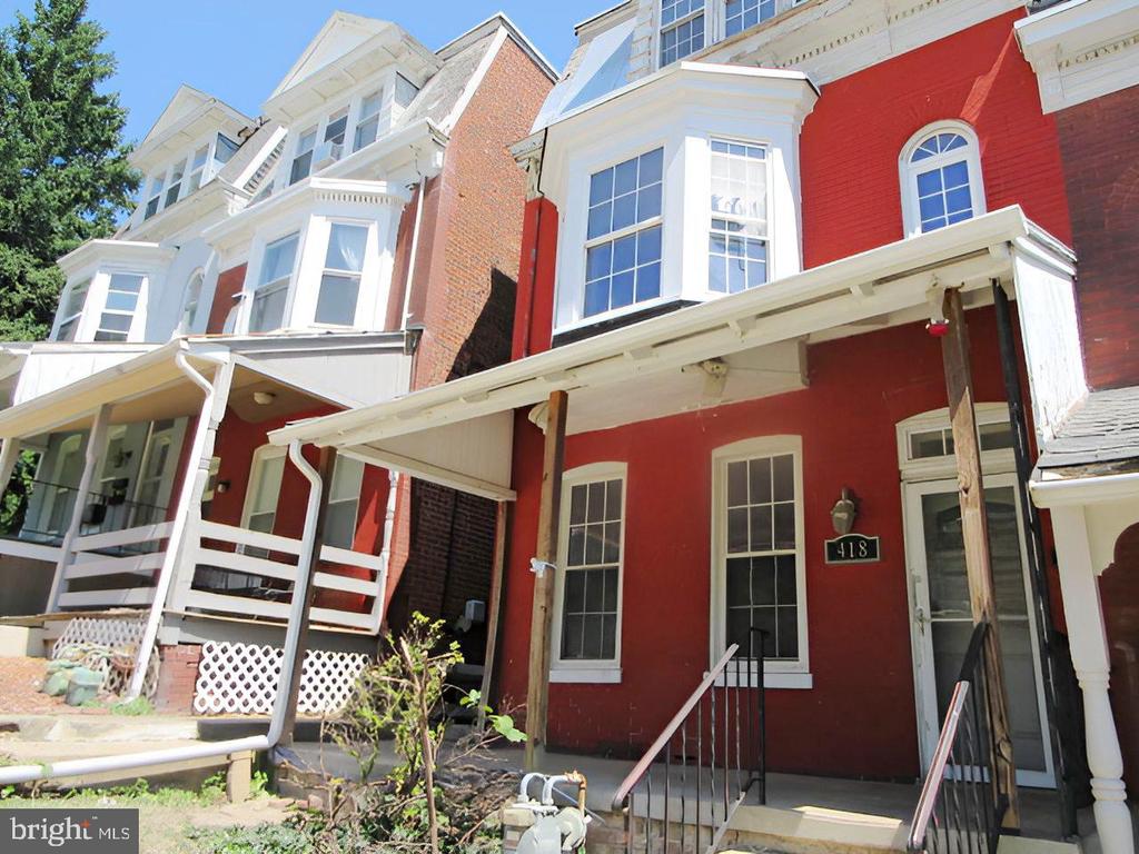 418 PARK STREET