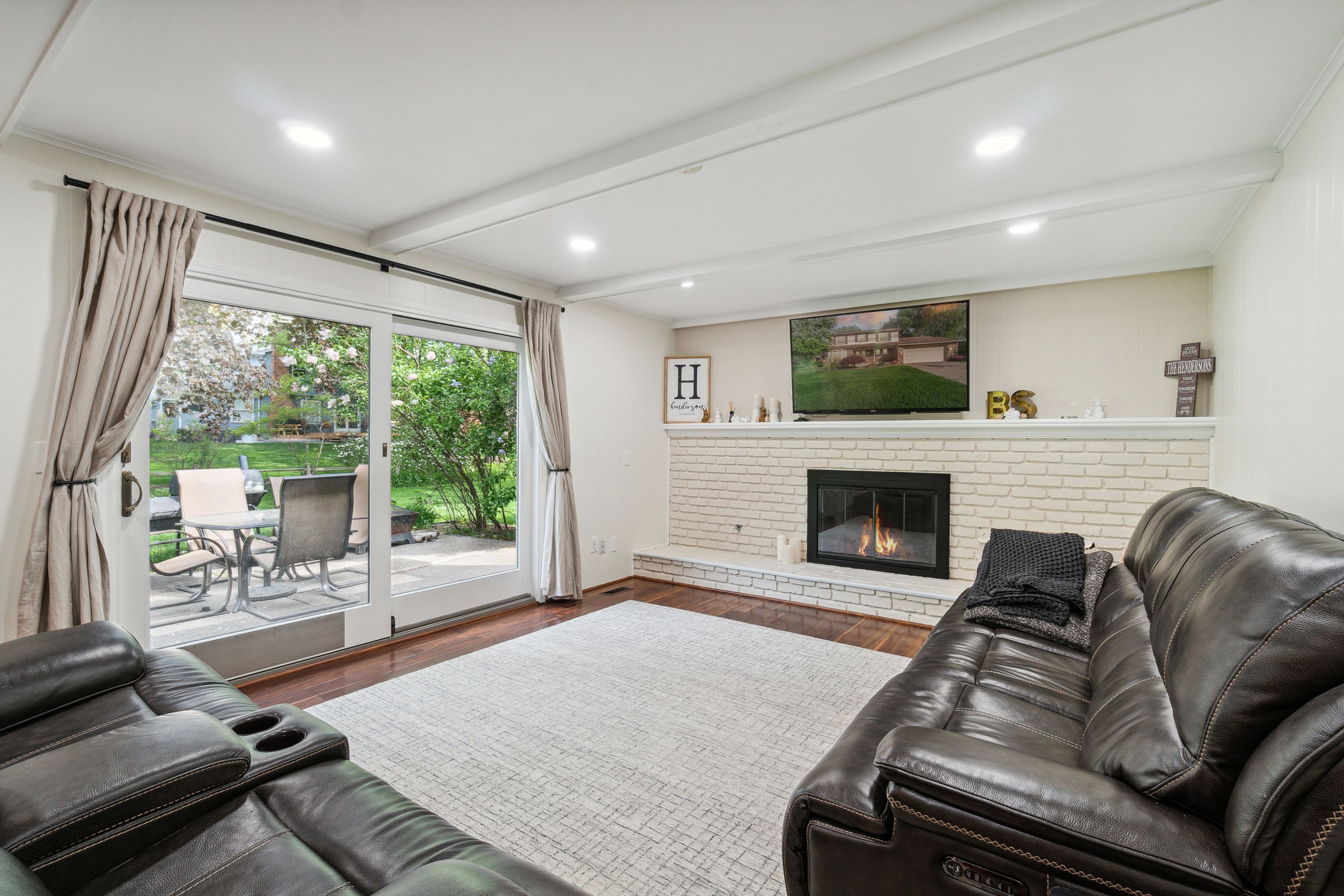 15839 WINCHESTER Drive
