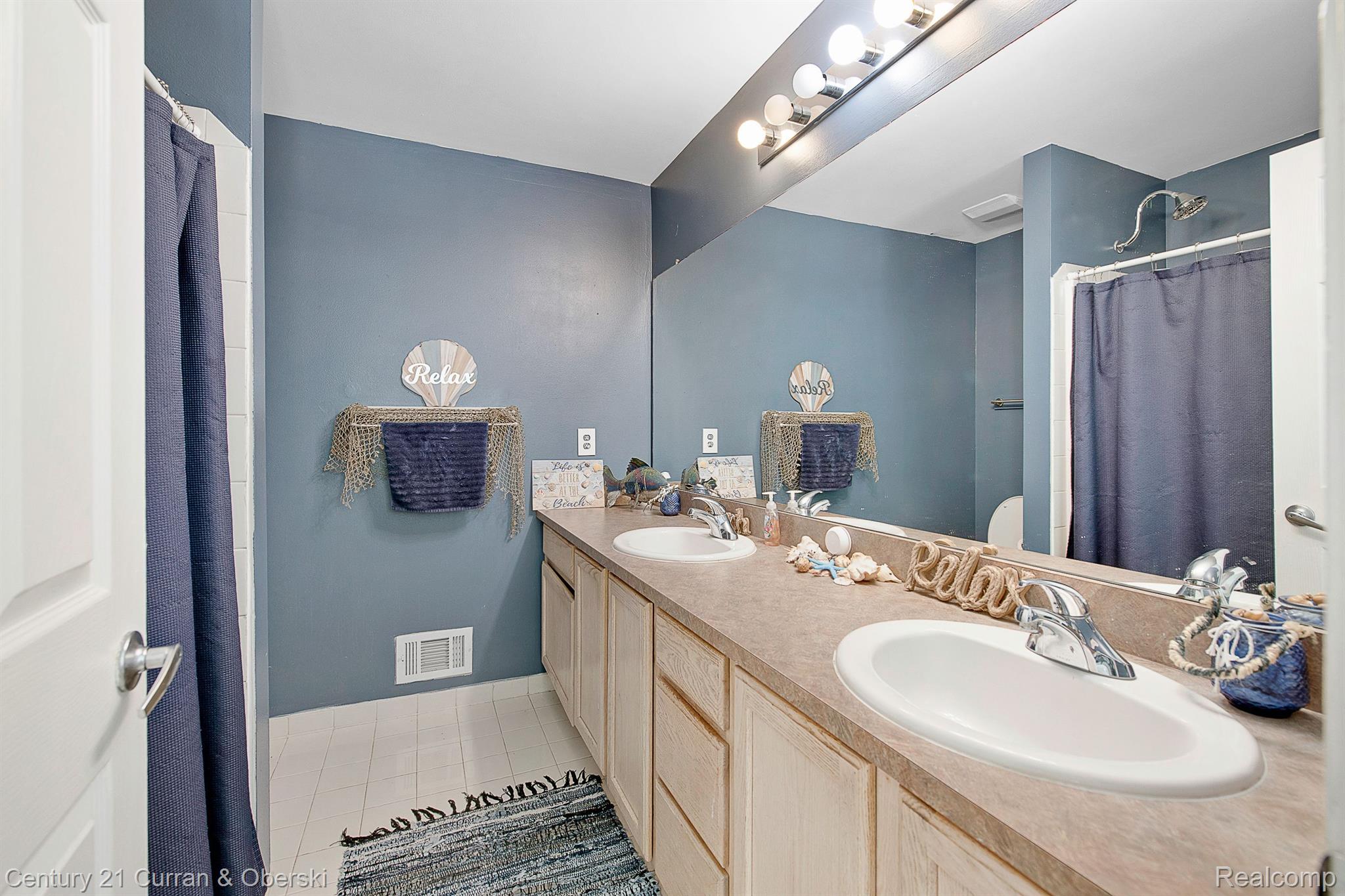 13992 BASSWOOD Circle