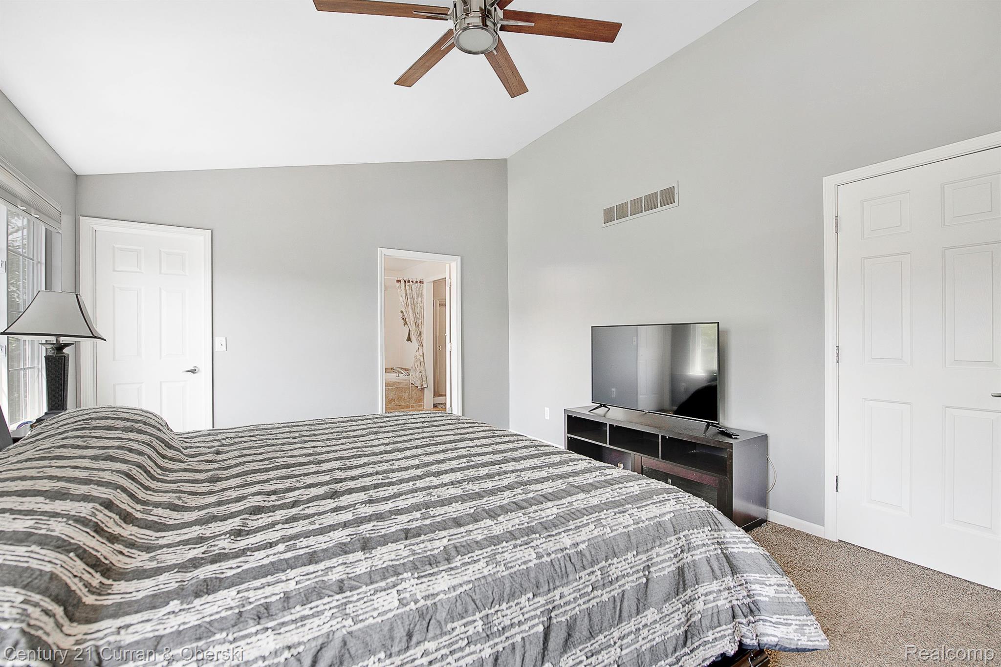 13992 BASSWOOD Circle