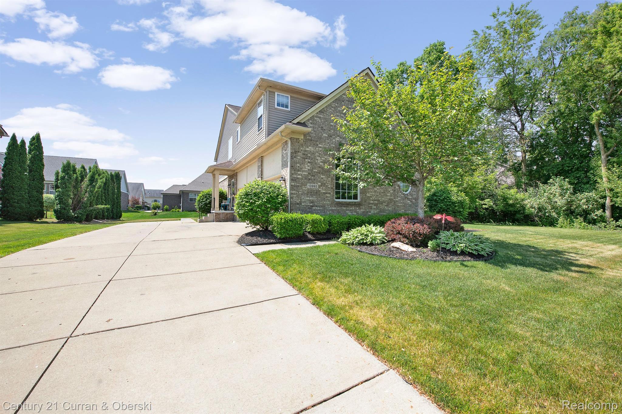 13992 BASSWOOD Circle