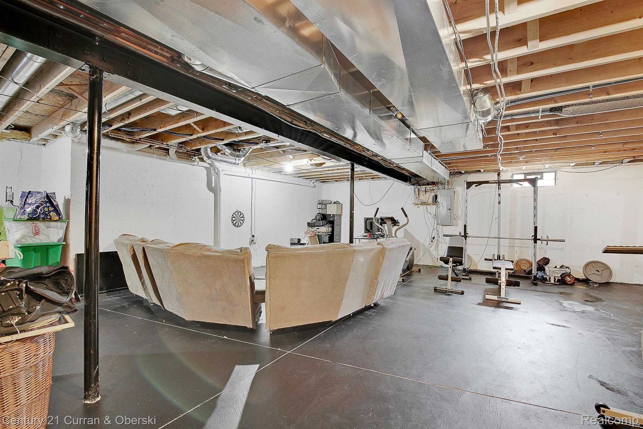 13992 BASSWOOD Circle