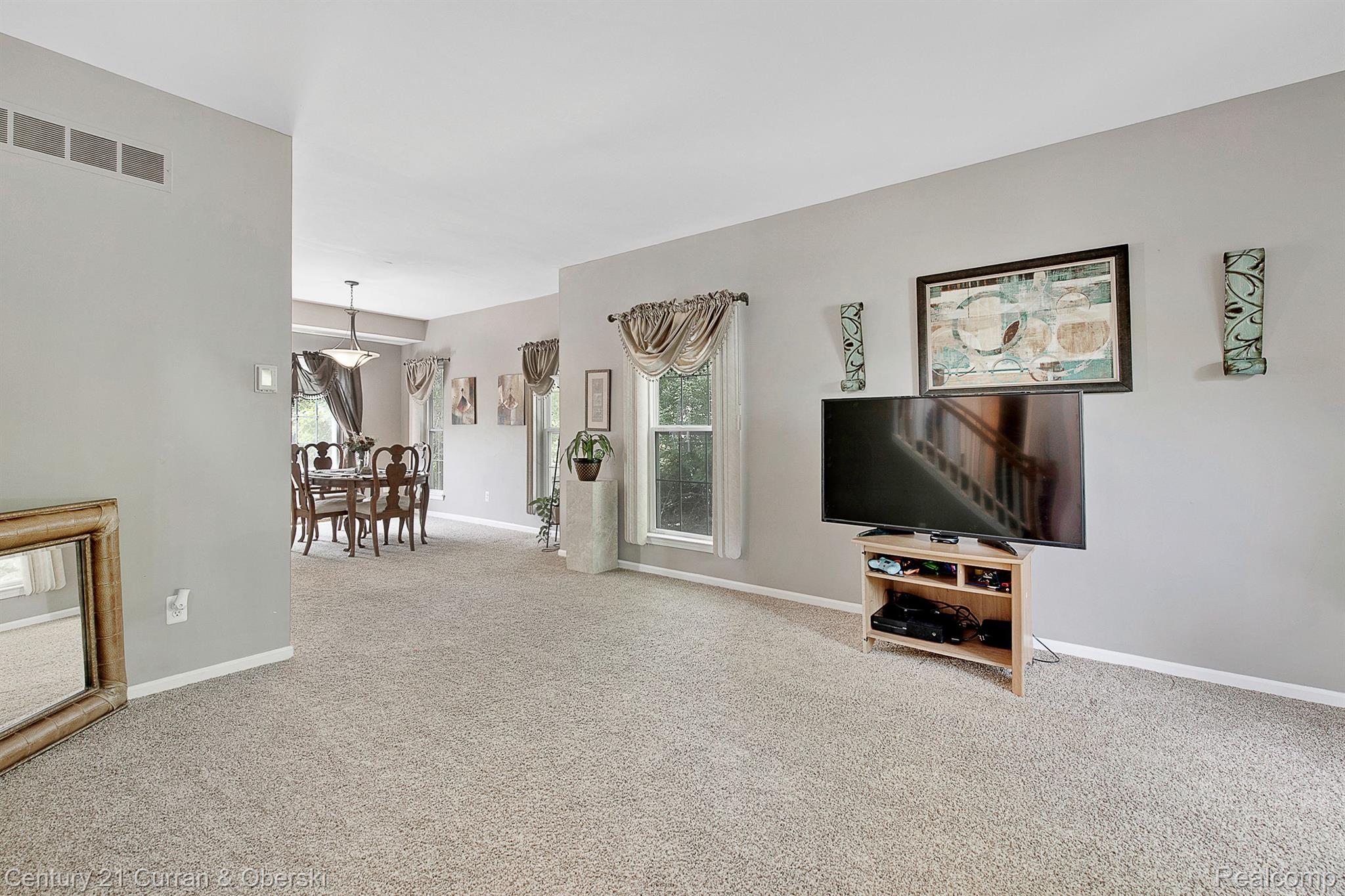 13992 BASSWOOD Circle