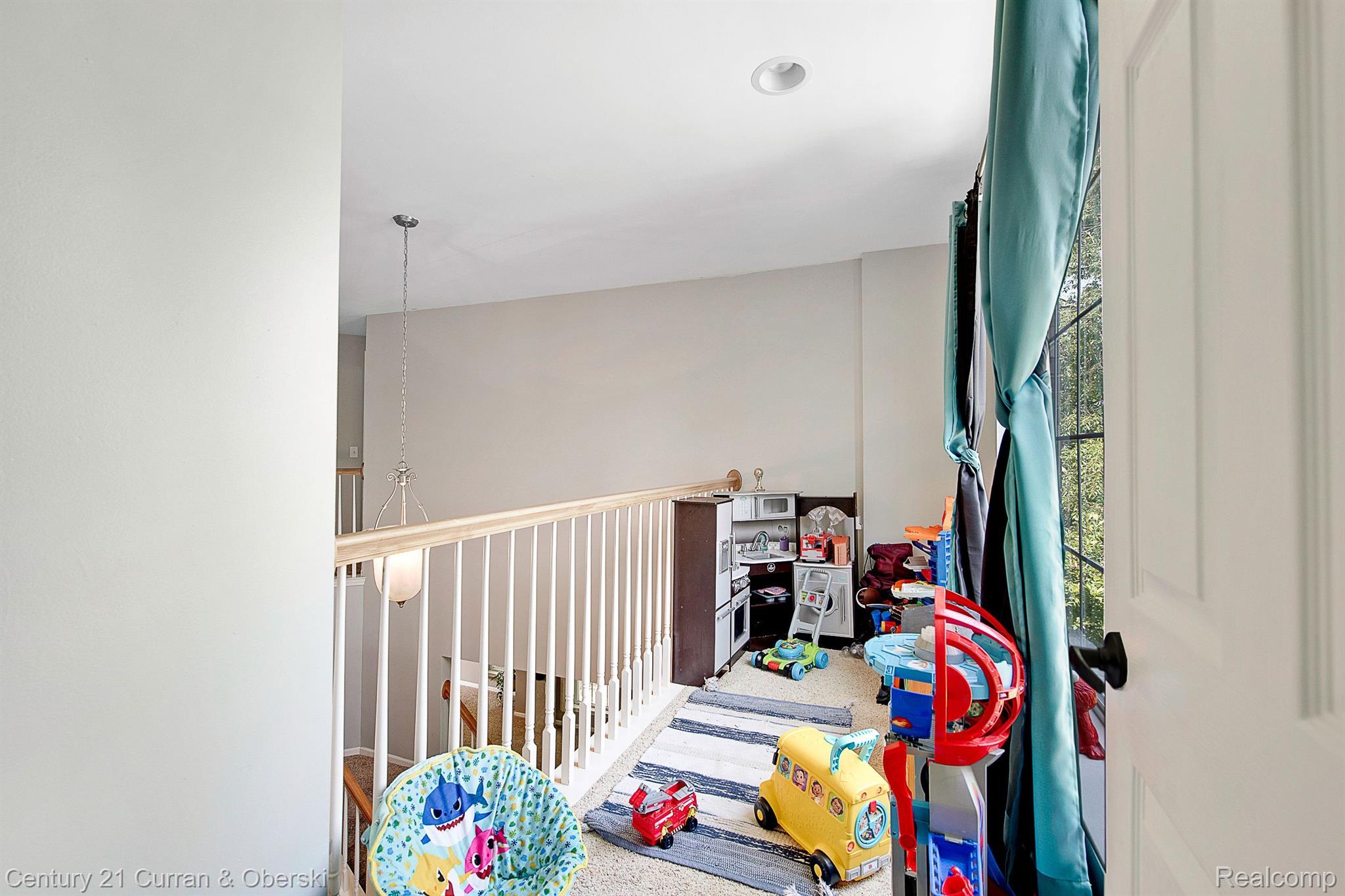 13992 BASSWOOD Circle