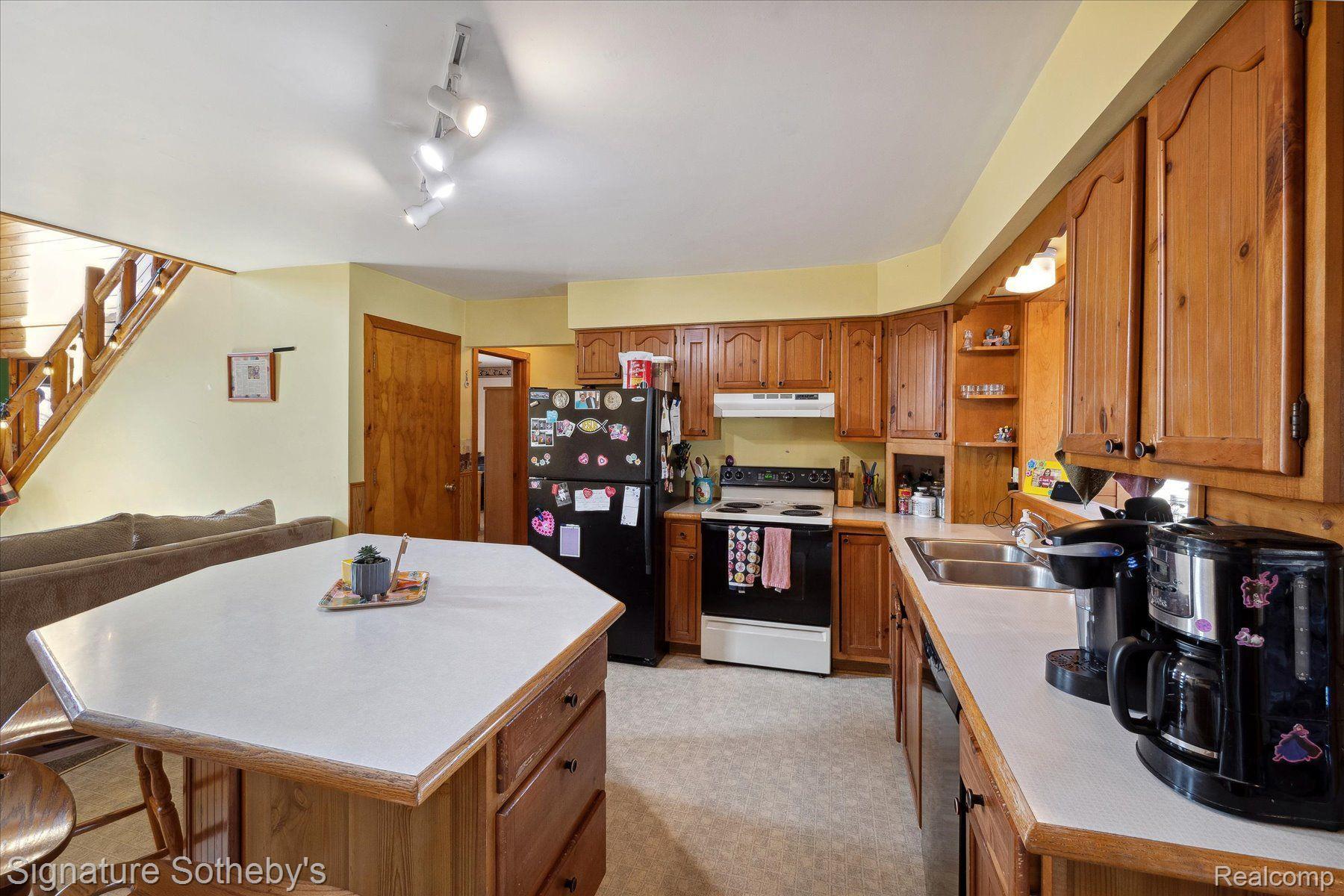 22495 24 MILE Road