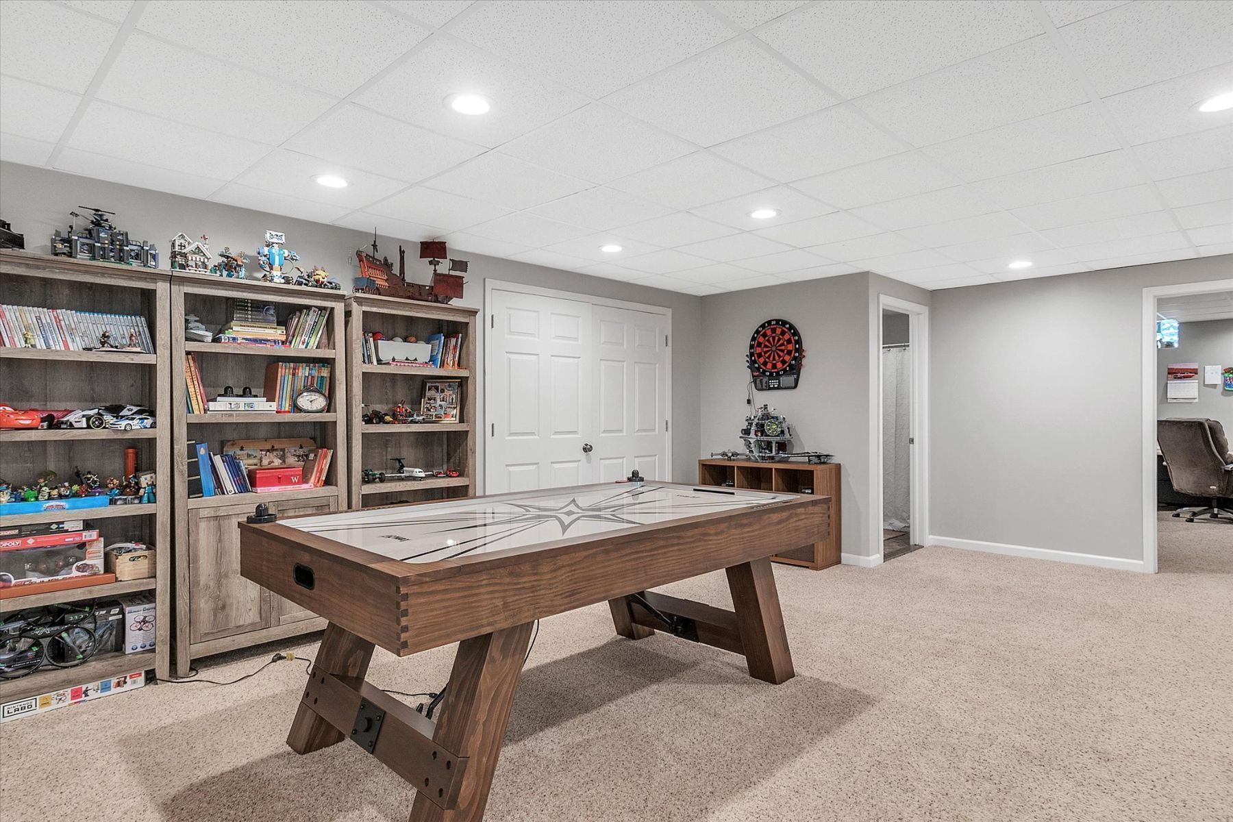 933 ANNIE LANG Drive