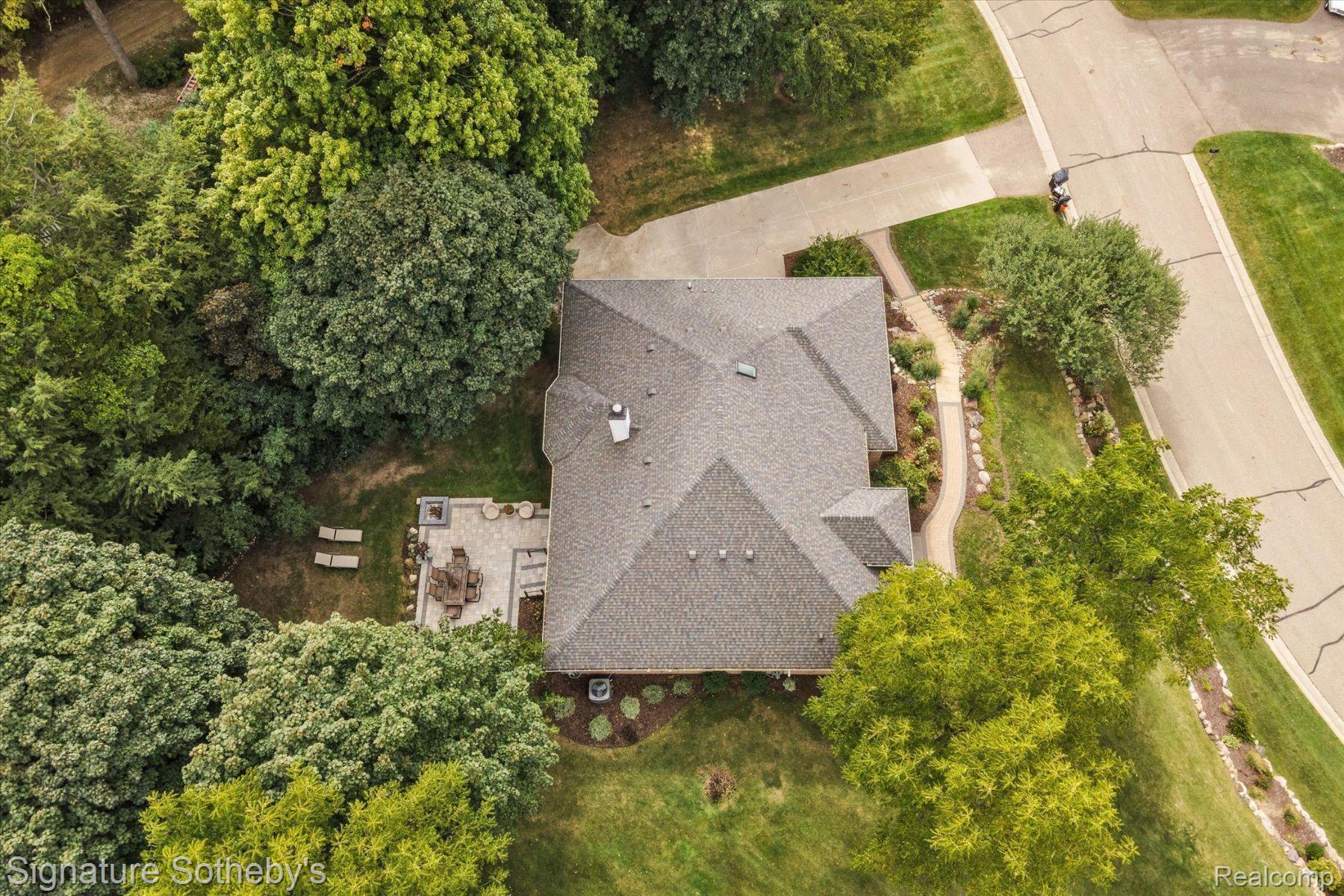 933 ANNIE LANG Drive