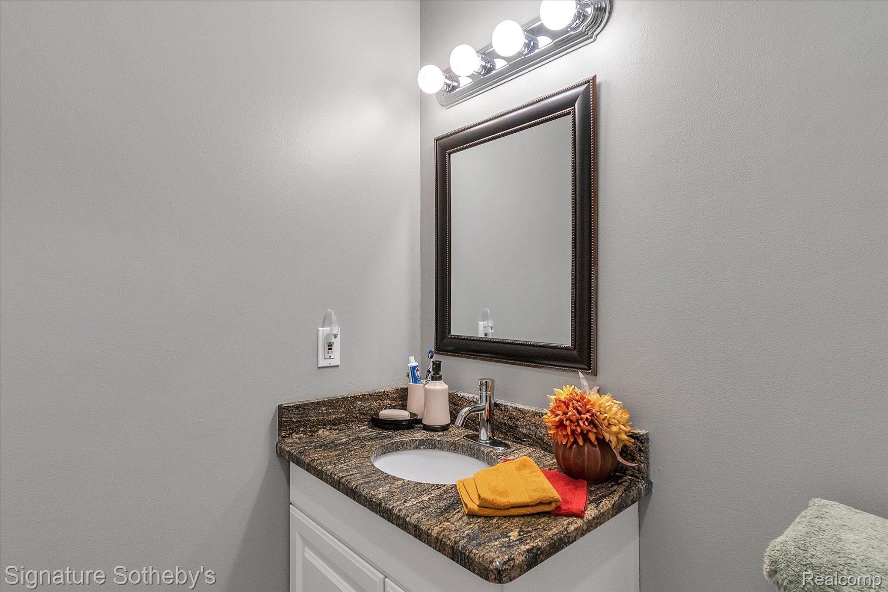 933 ANNIE LANG Drive