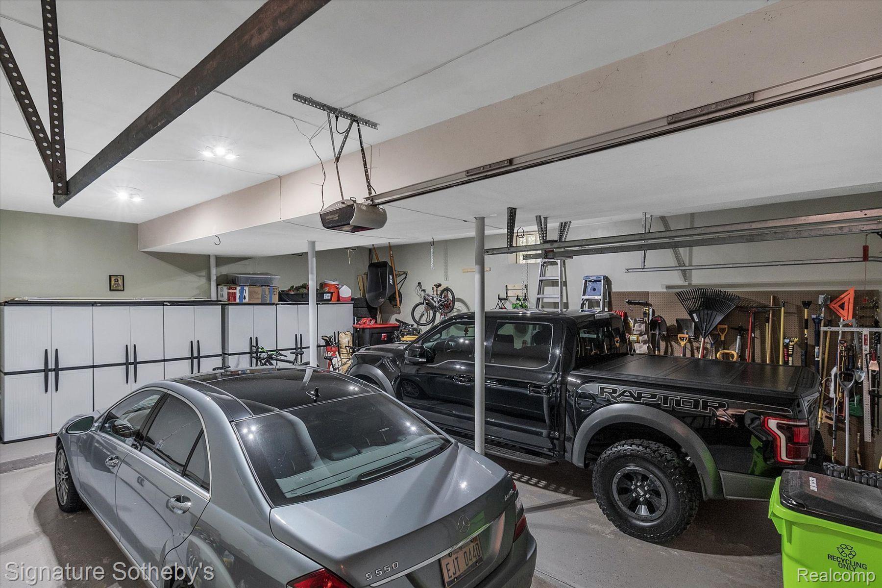 933 ANNIE LANG Drive