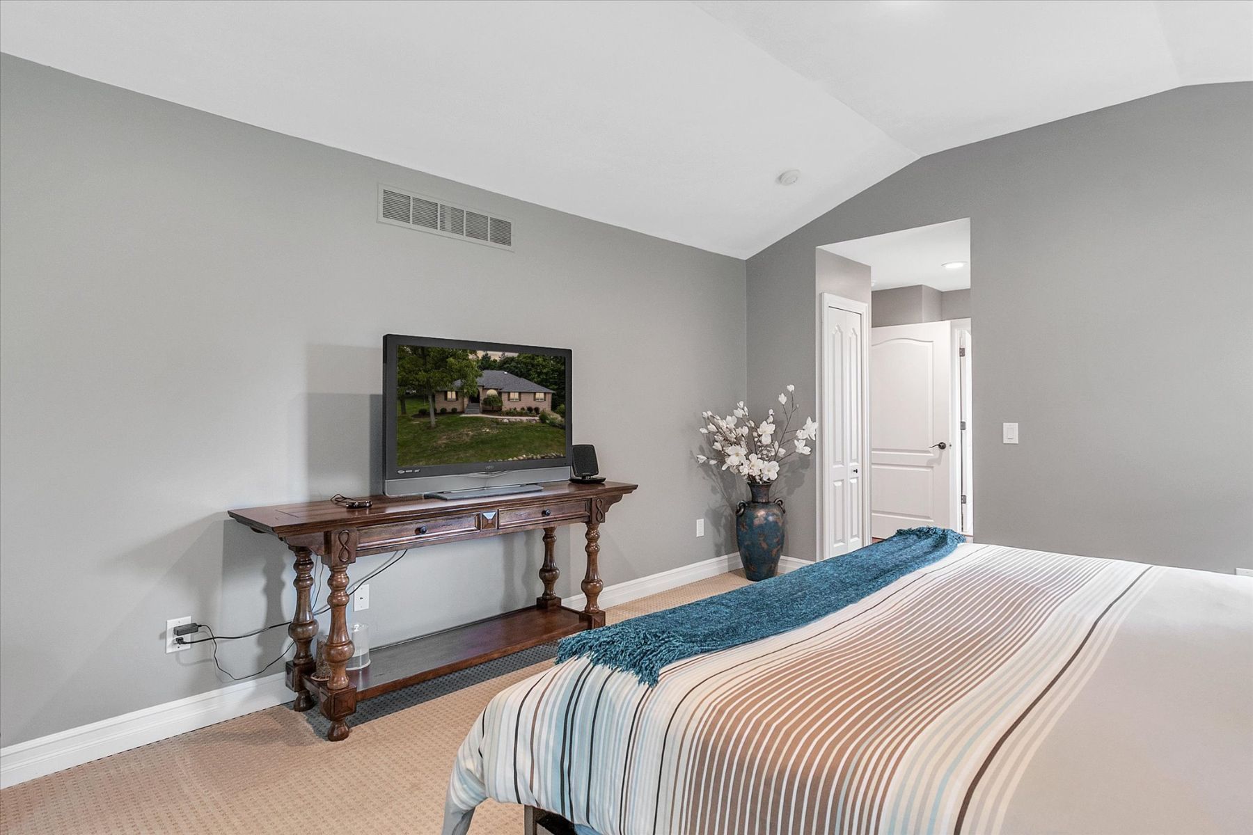 933 ANNIE LANG Drive