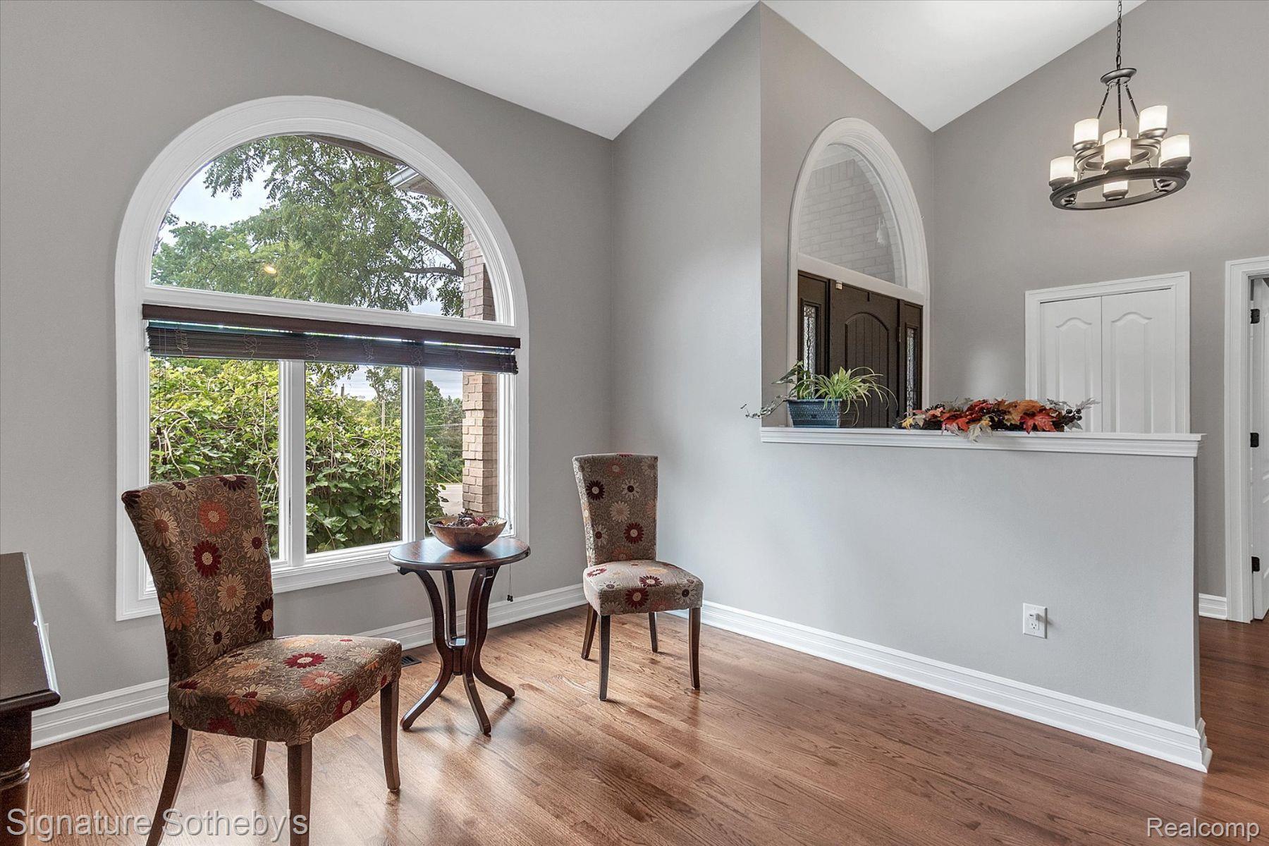 933 ANNIE LANG Drive