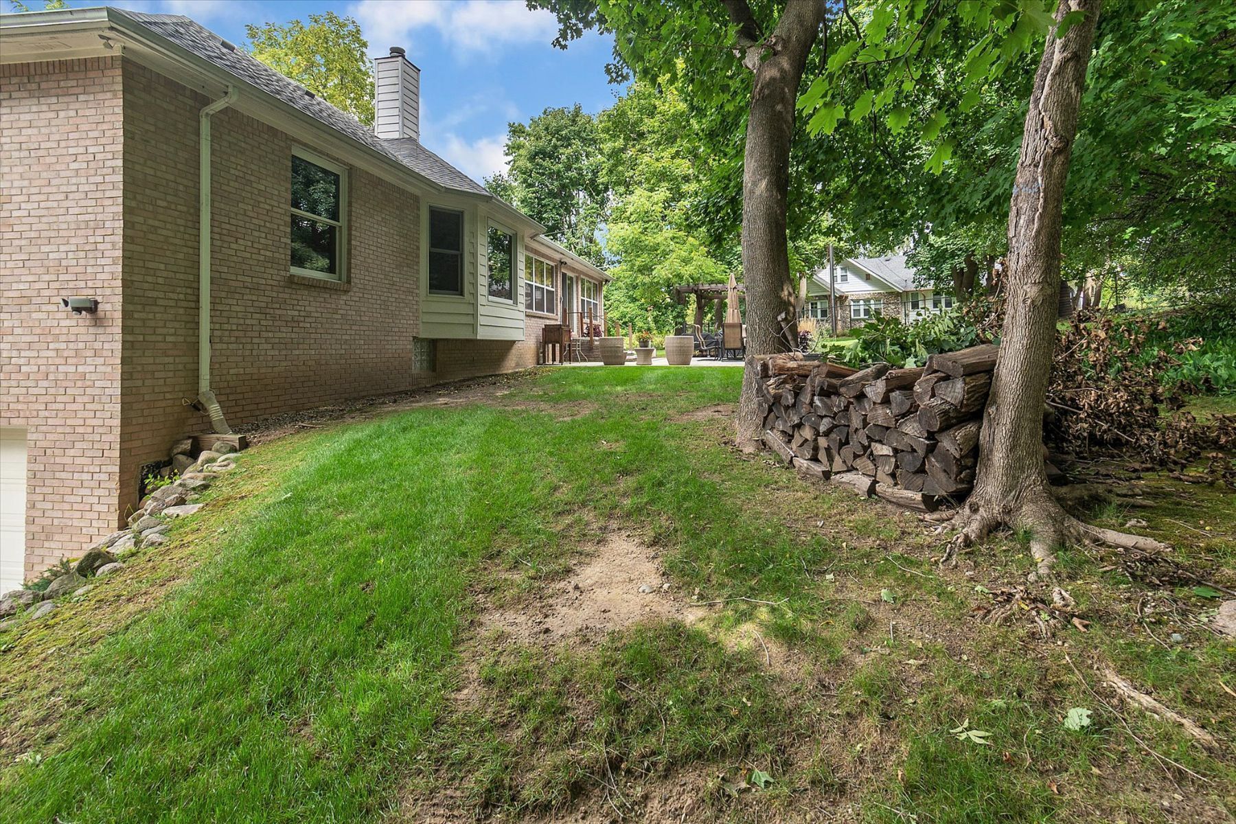 933 ANNIE LANG Drive