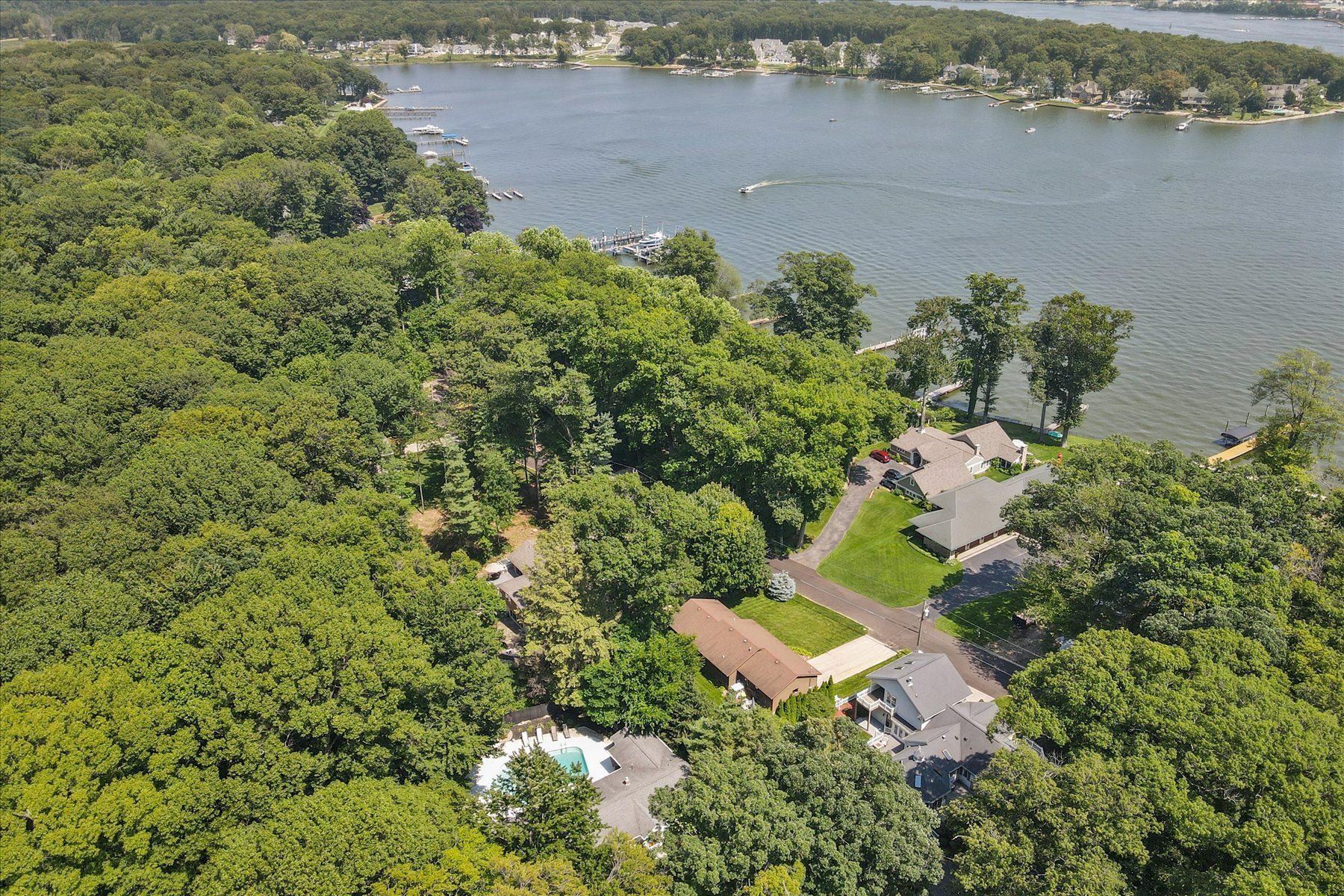 1091 MAPLE WALK Drive