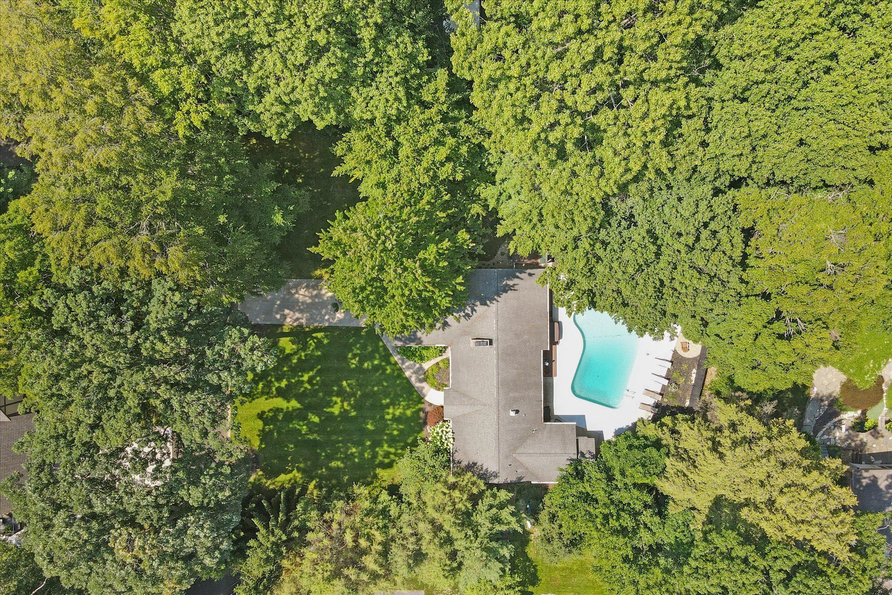 1091 MAPLE WALK Drive